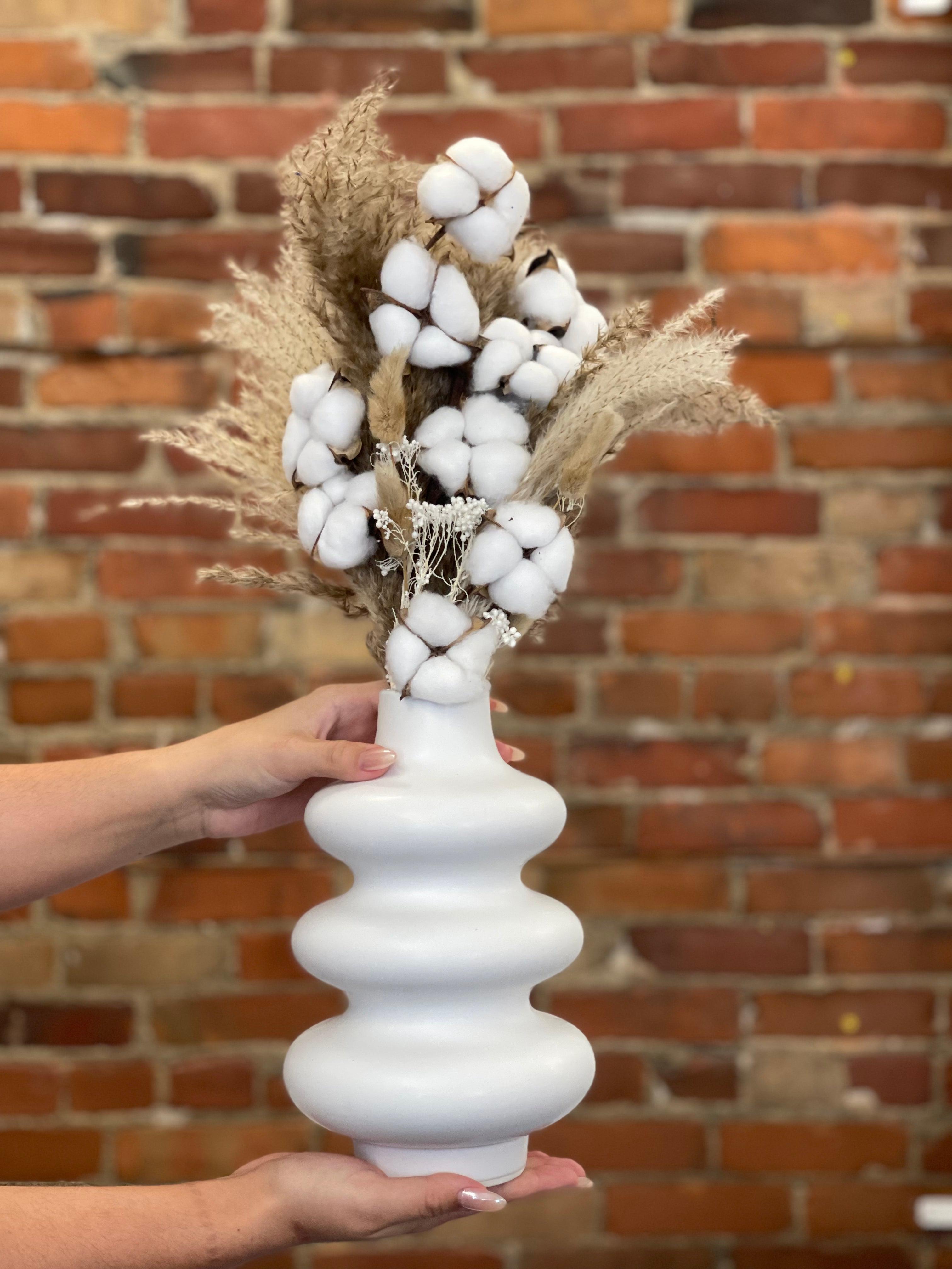 Dried Pampas Bouquet in Vase-Charcuterie-Corporate Catering Toronto-Best Charcuterie-Catering Toronto-Cured Catering
