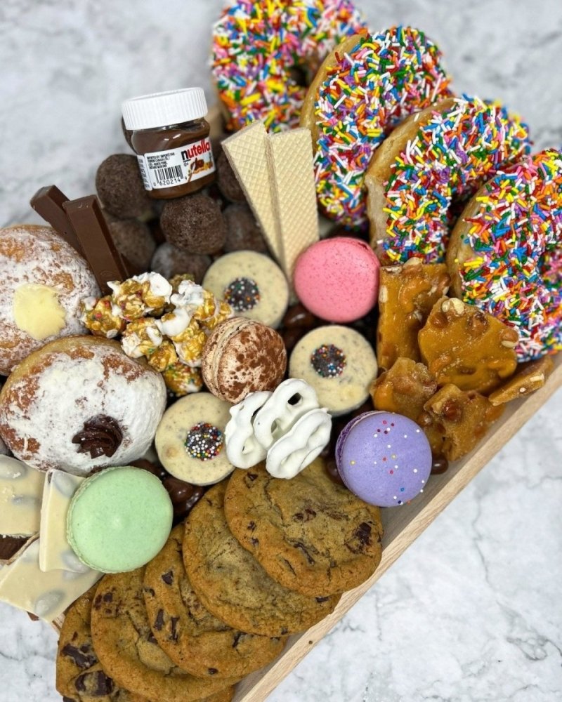 Dessert Tray-Charcuterie-Corporate Catering Toronto-Best Charcuterie-Catering Toronto-Cured Catering