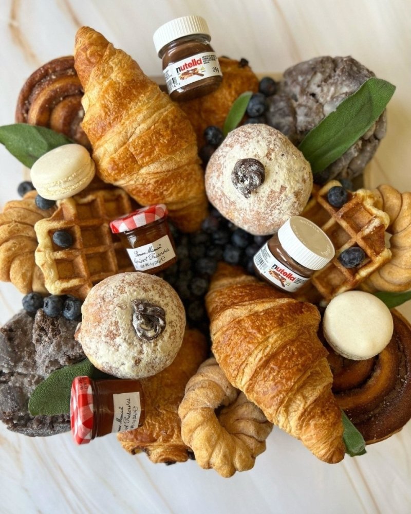 Pastry Platter-Charcuterie-Corporate Catering Toronto-Best Charcuterie-Catering Toronto-Cured Catering